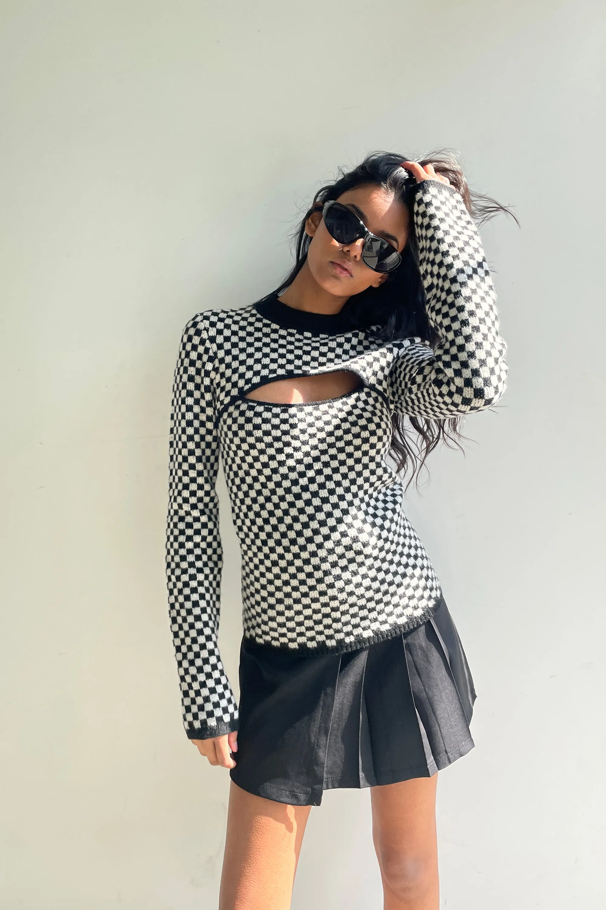 CHECKERED SWEATER WITH FRONT CUT-OUT