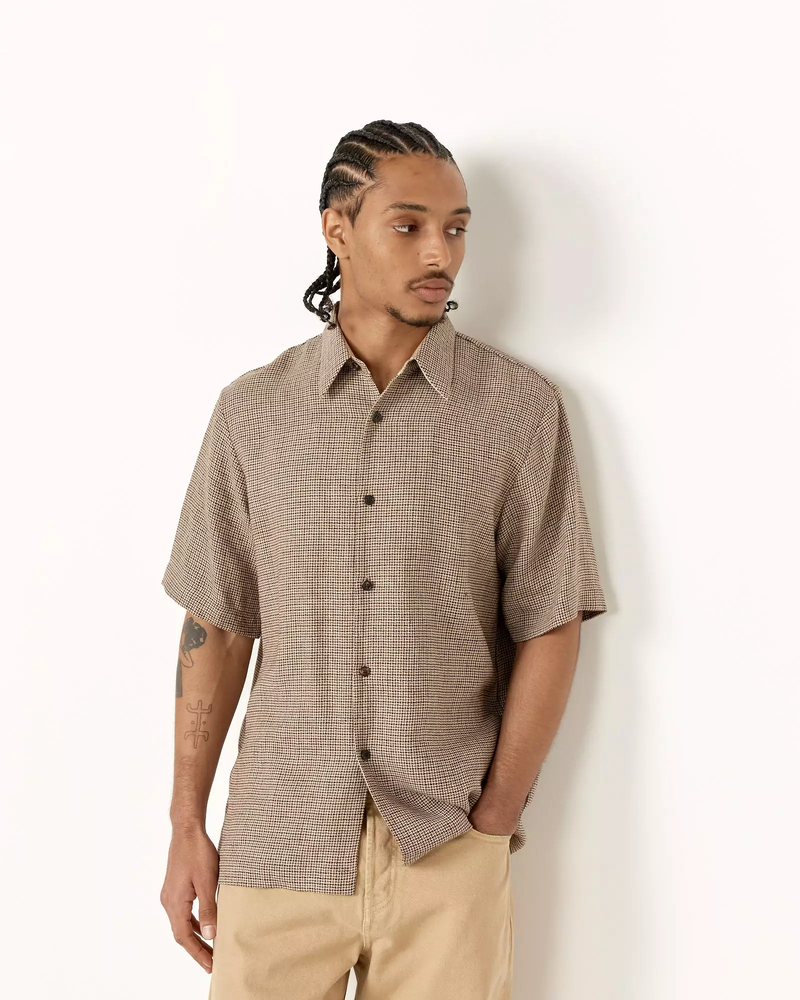 Clasen Shirt in Camel