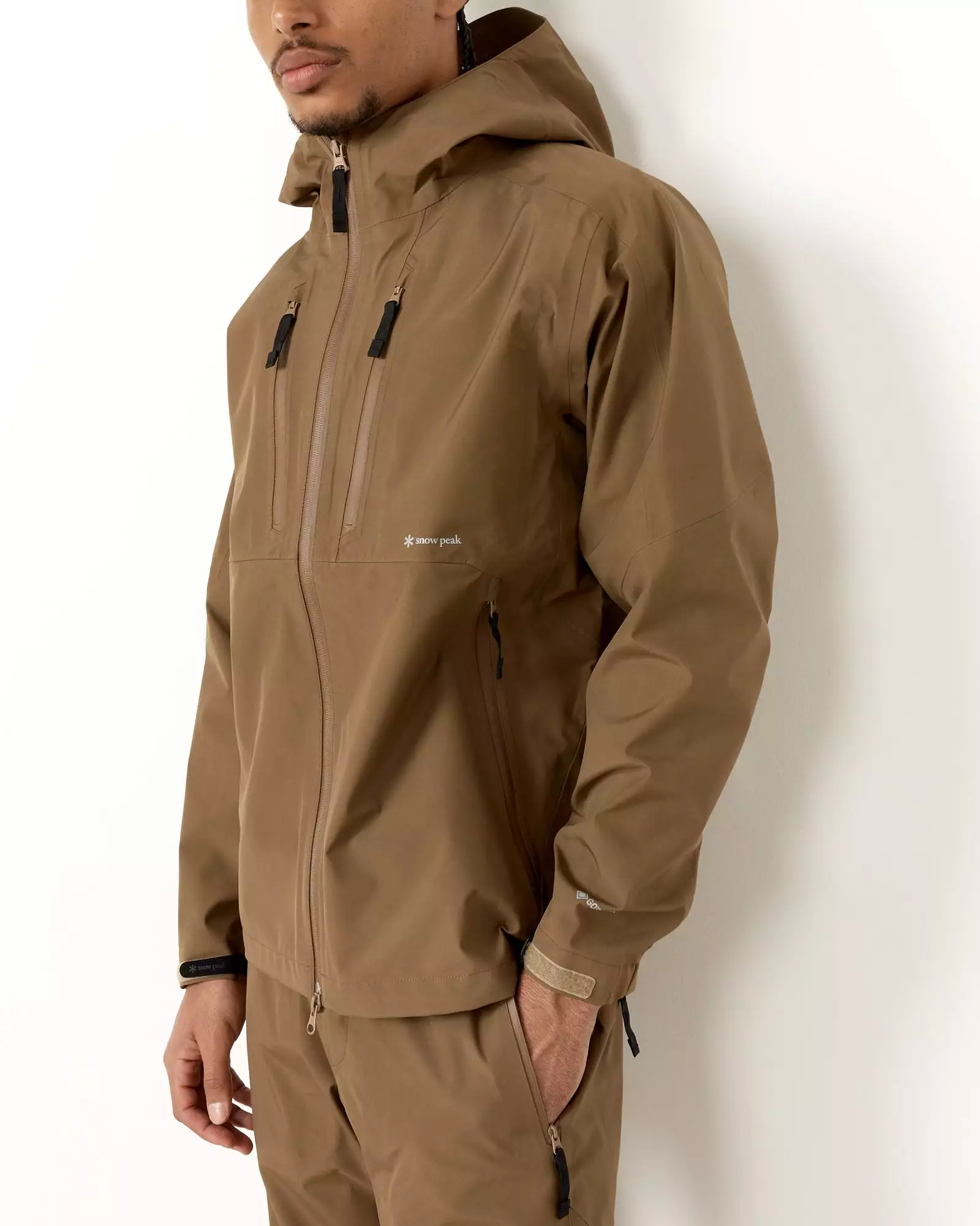 GORE-TEX Rain Jacket in Coyote