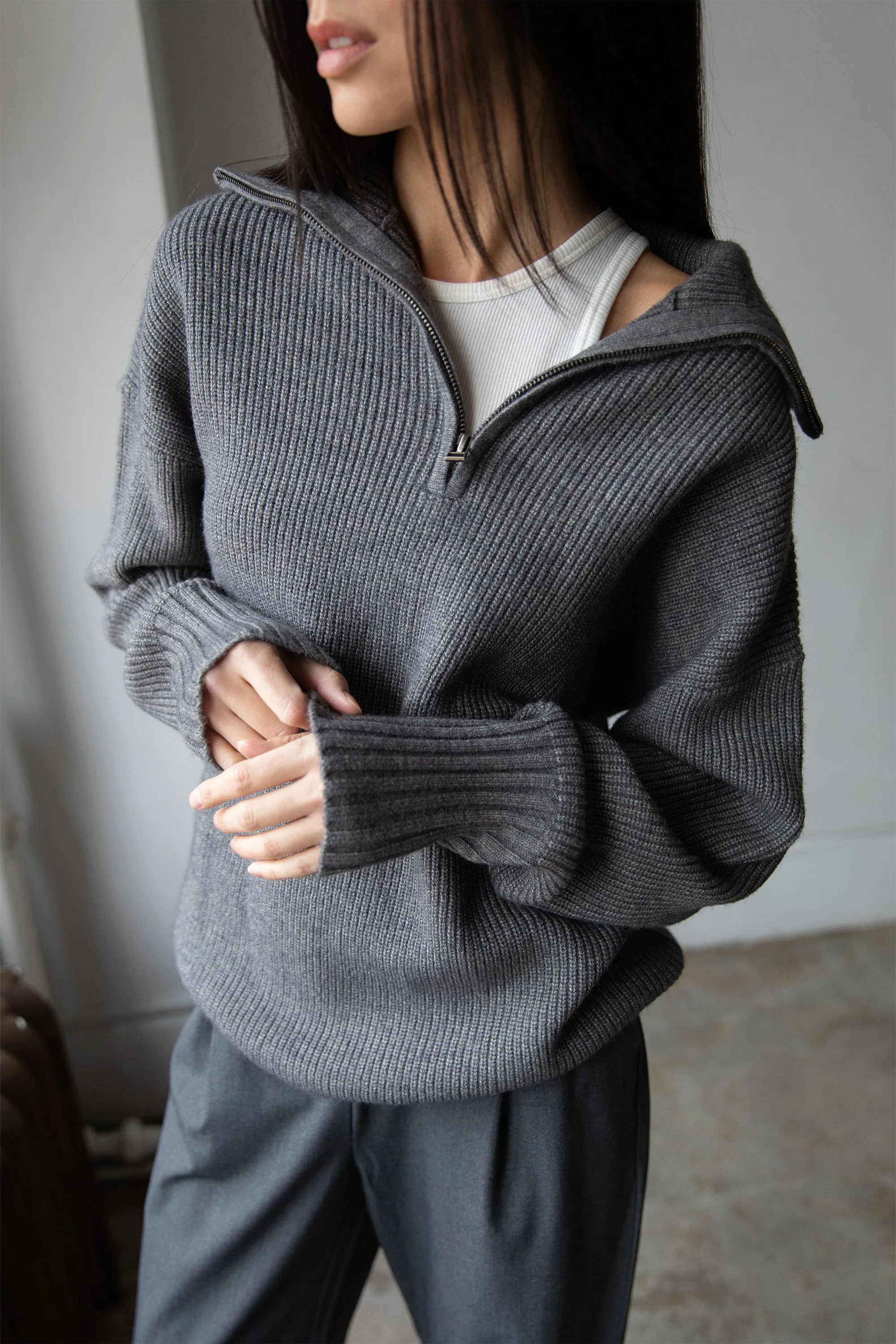 HALF ZIP SWEATER