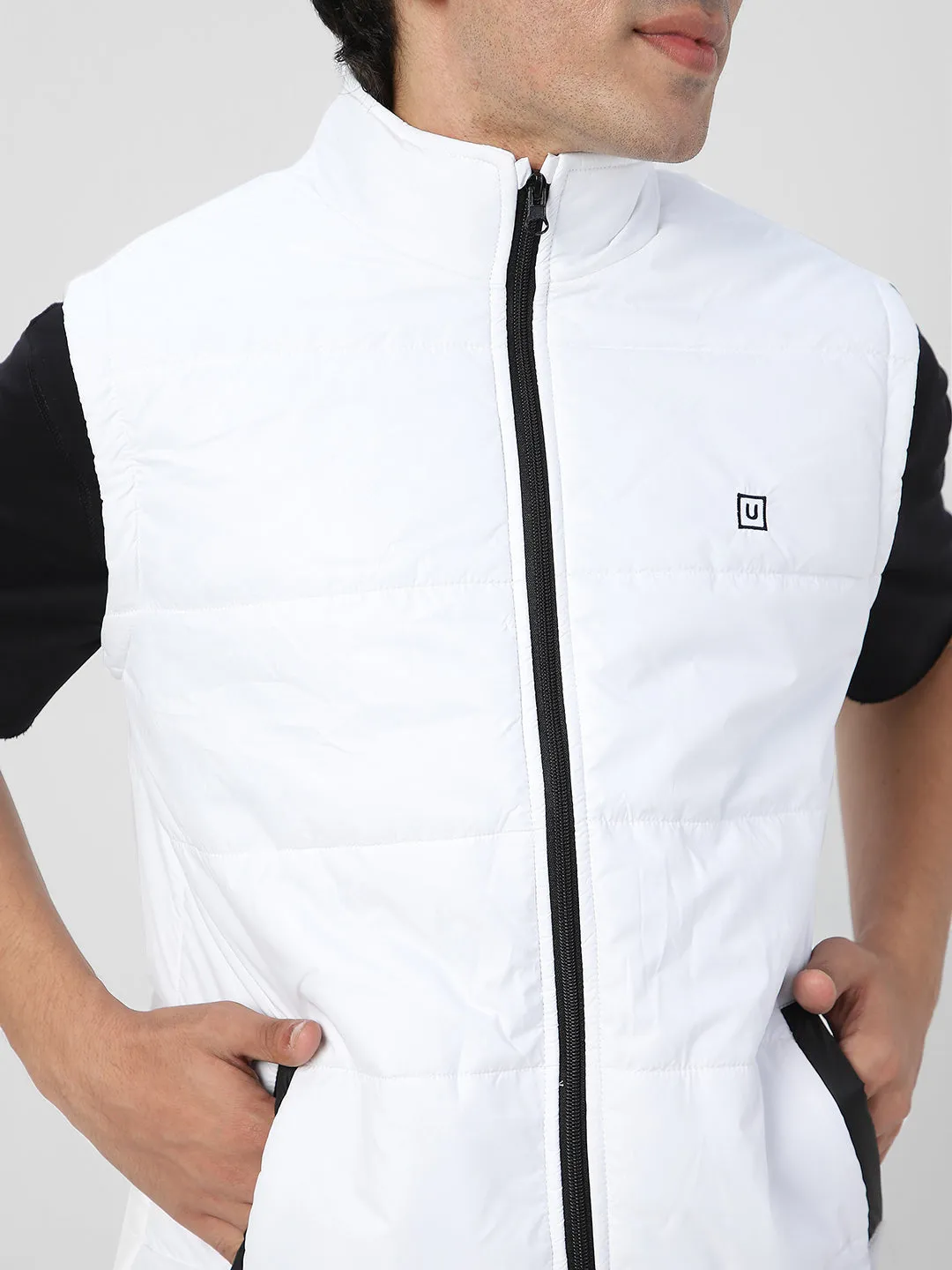 Men's White Sleeveless Zippered Puffer Jacket