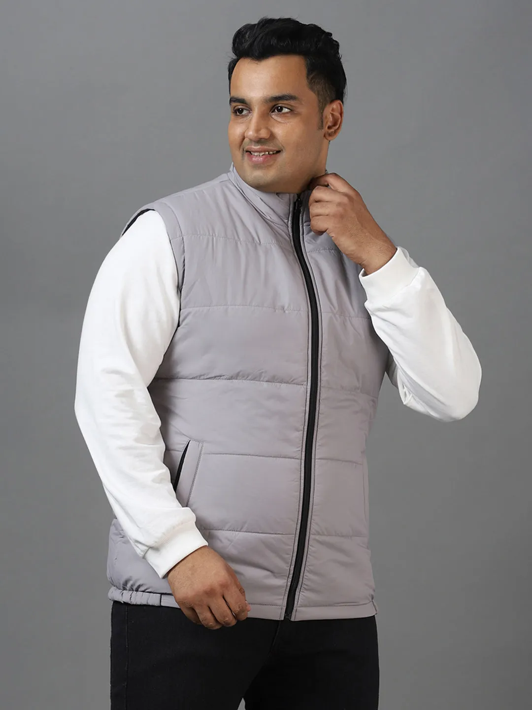 Plus Men's Light Grey Sleeveless Zippered Puffer Jacket