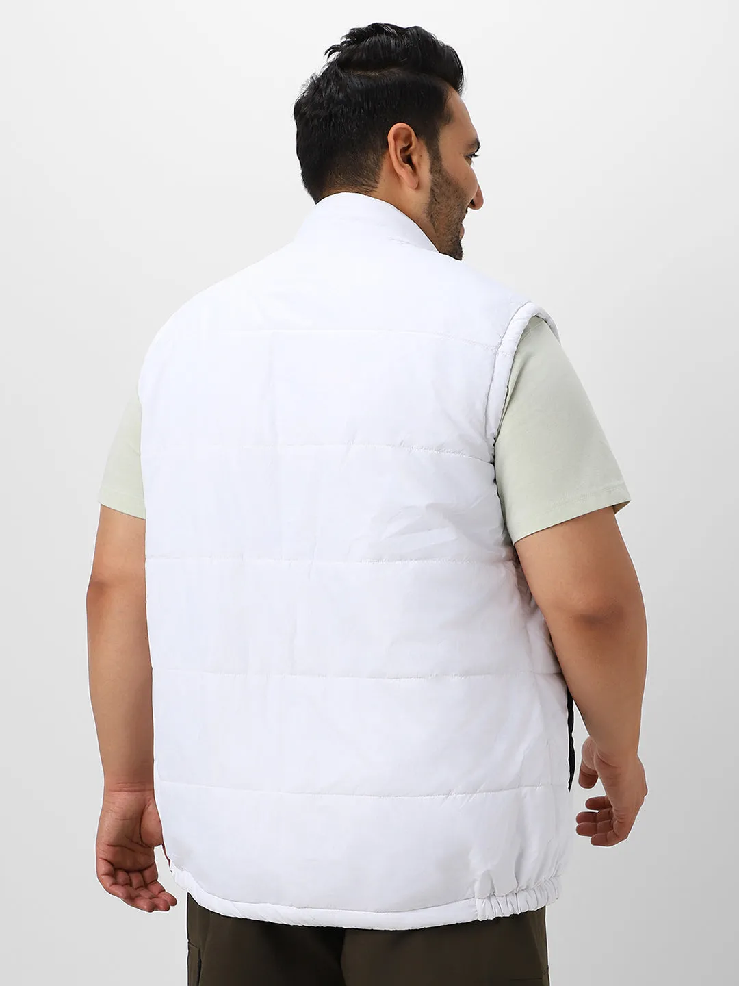 Plus Men's White Sleeveless Zippered Puffer Jacket