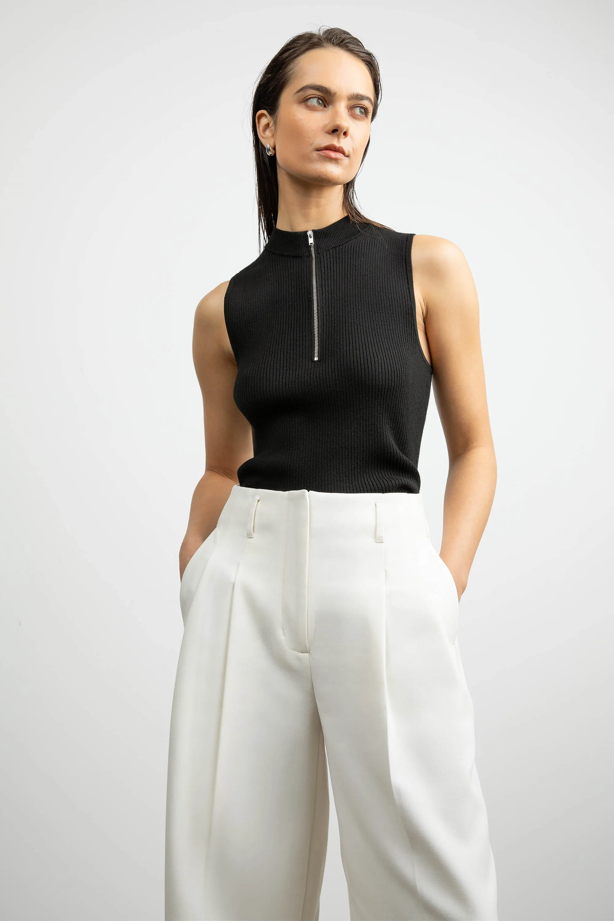 SLEEVELESS MOCKNECK HALF-ZIP SWEATER