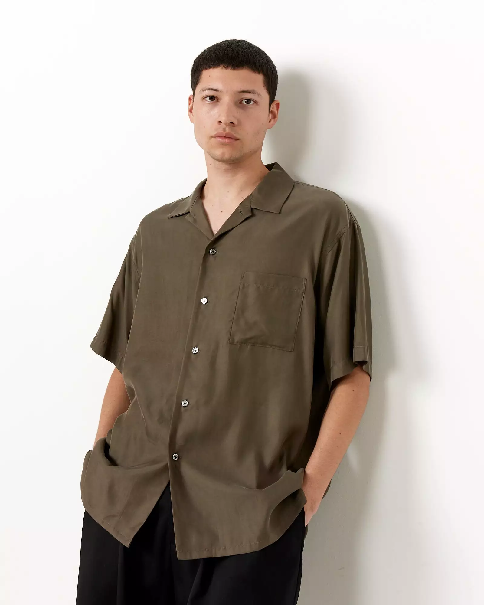 St. 834 Shirt in Grey Khaki