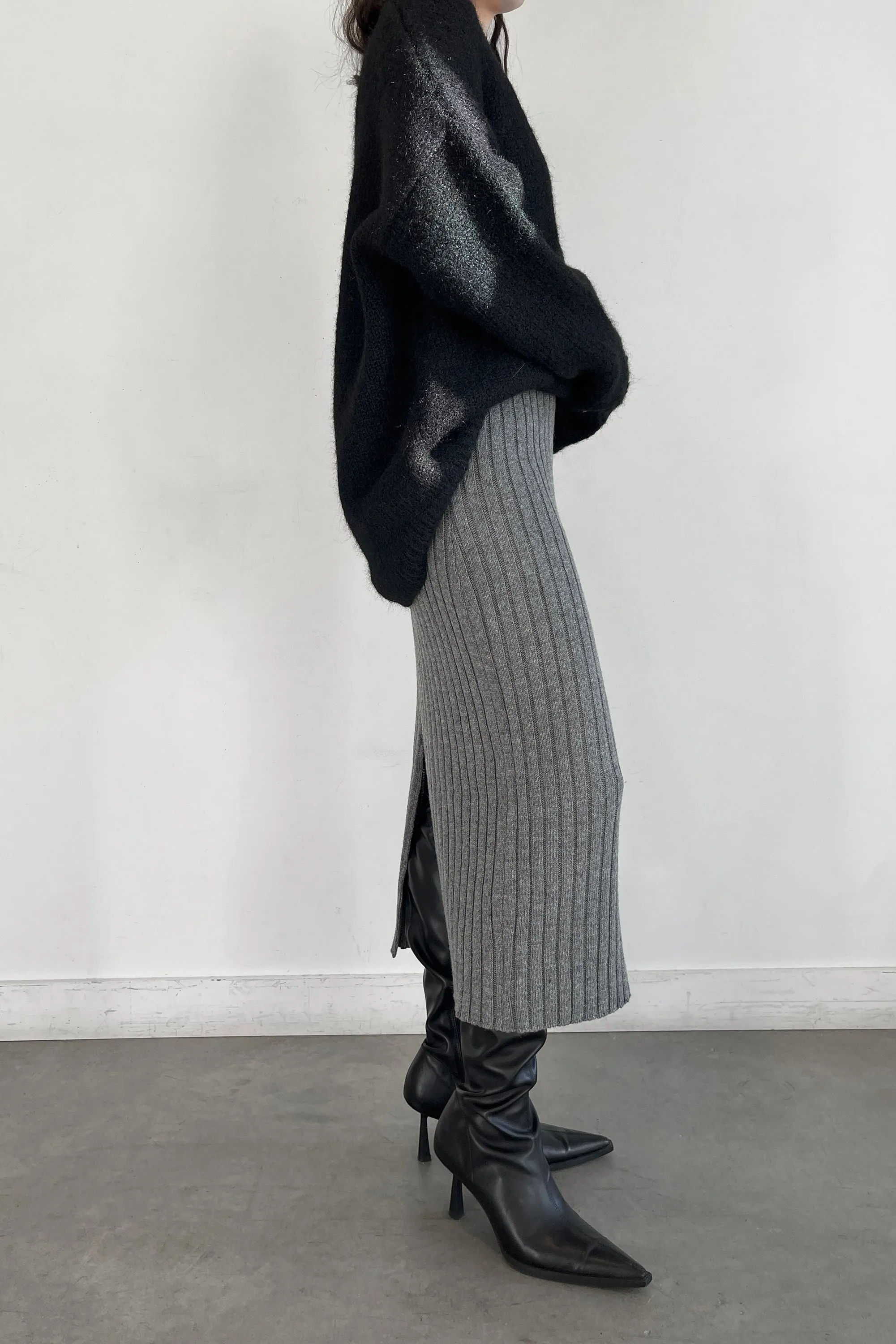 SWEATER MIDI SKIRT