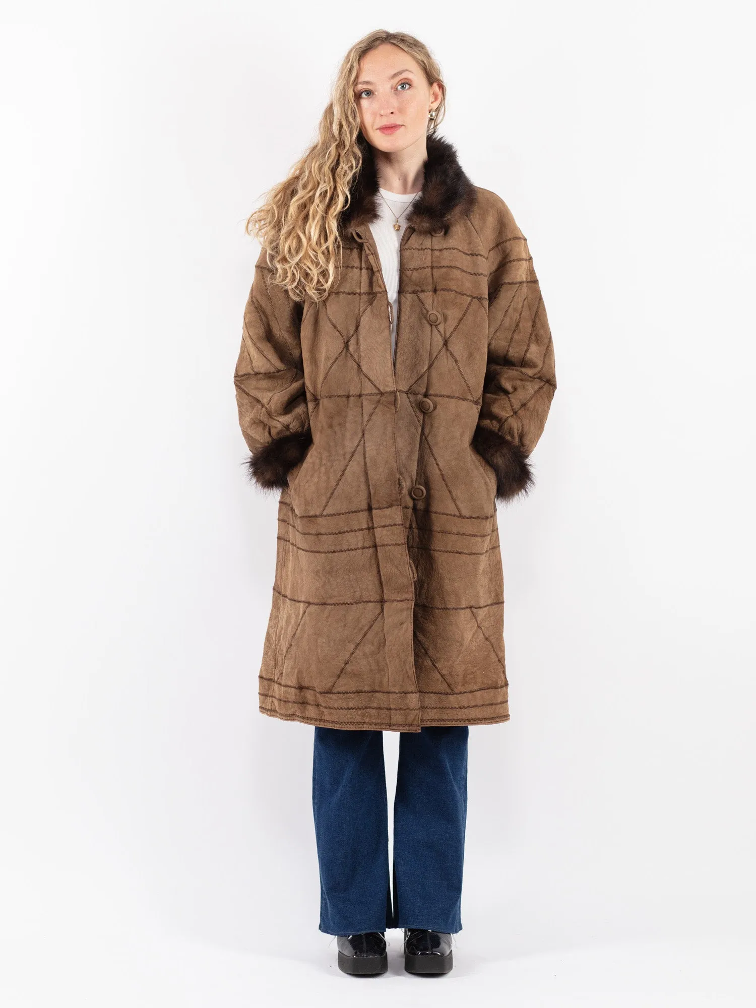 Vintage 80's Women Sheepskin Coat in Brown