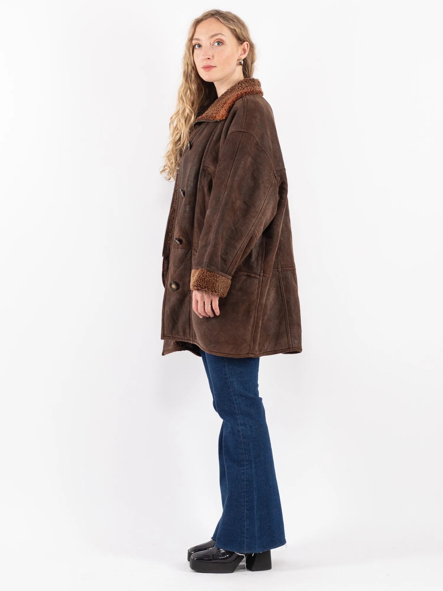 Vintage 90's Women Sheepskin Coat in Brown