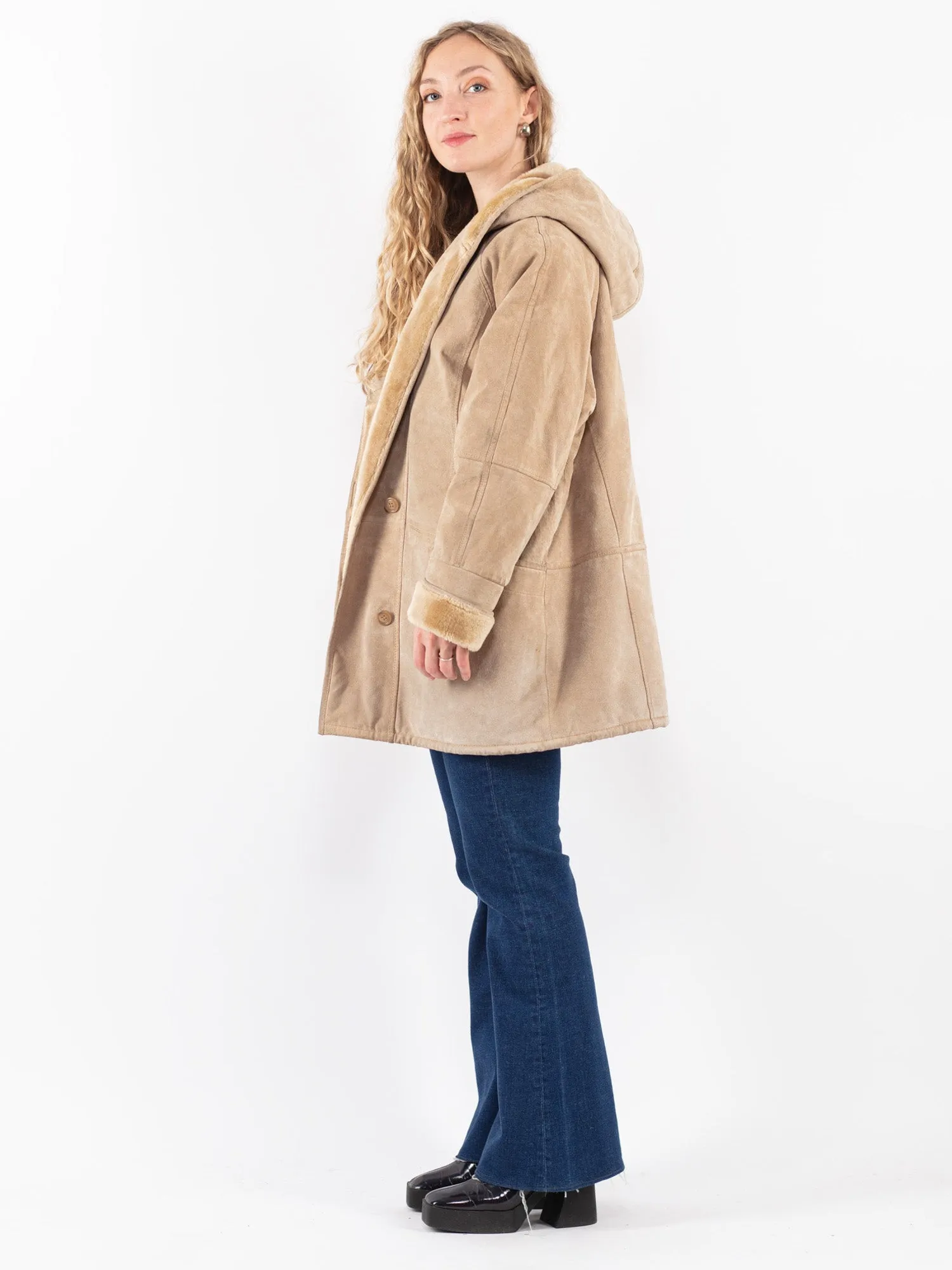 Vintage 90's Women Suede Sherpa Coat in Beige